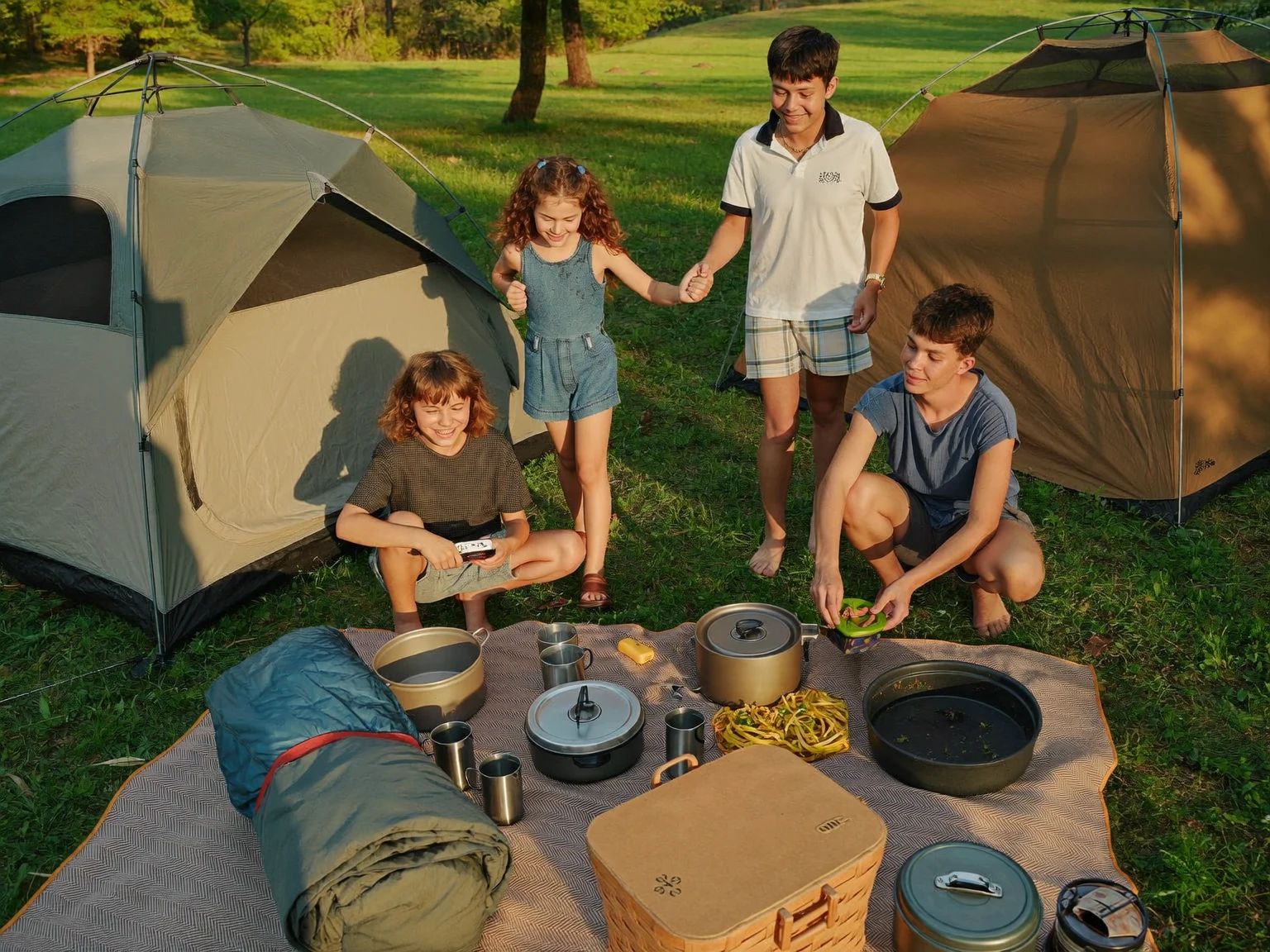 Illustration d'une sélection d'articles pour le camping